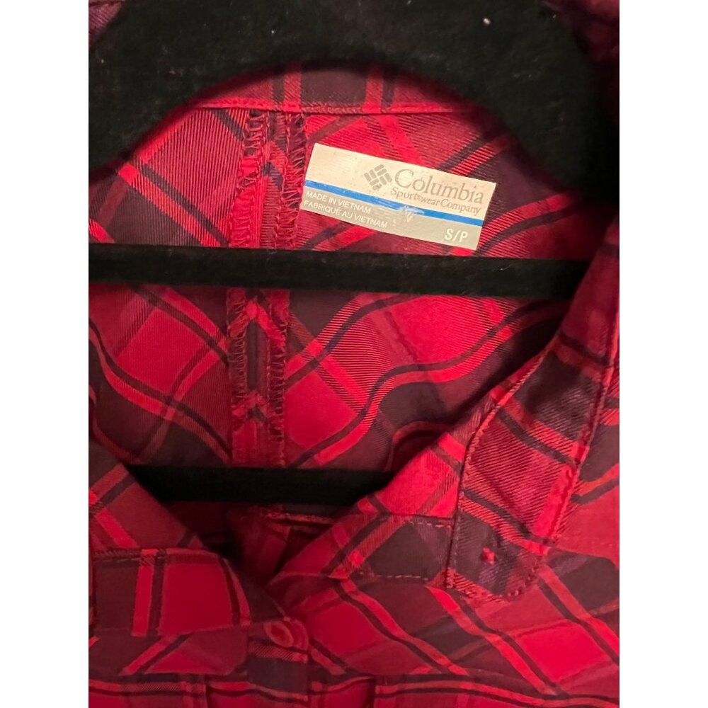 Columbia Plaid Long Sleeve Button Up Red & Black and Flannel‎ Shirt Size Small - Picture 3 of 6